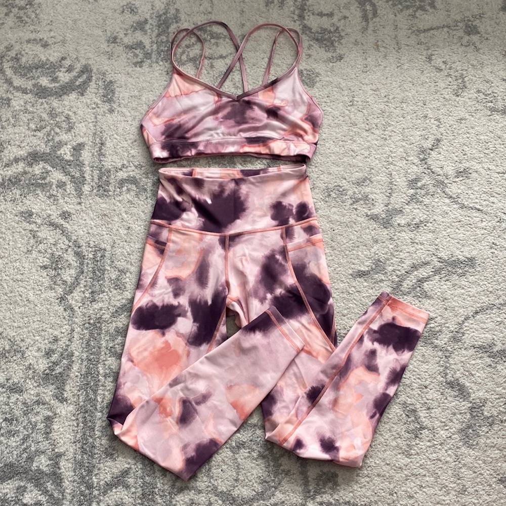 Old Navy Active watercolor set